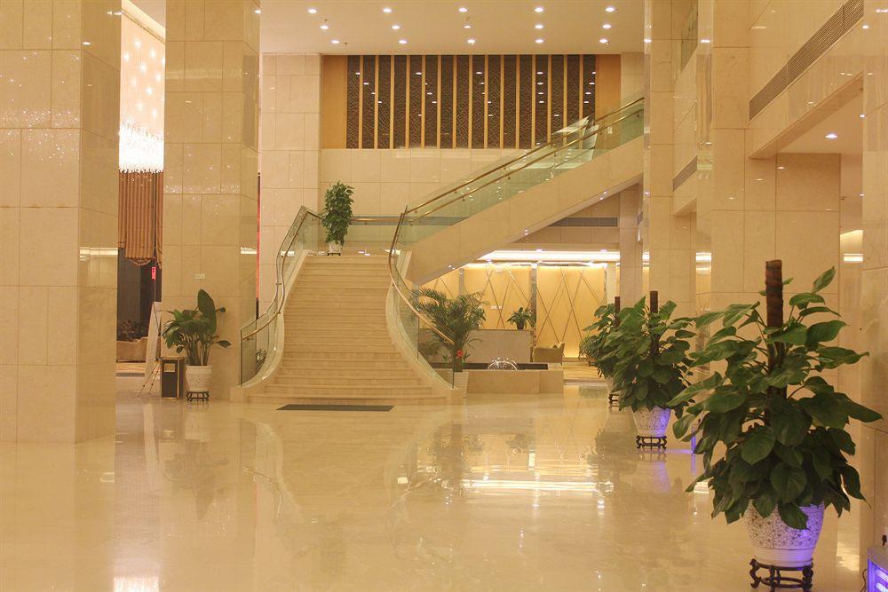 New Cozy Harbour Hotel Нанинг Екстериор снимка