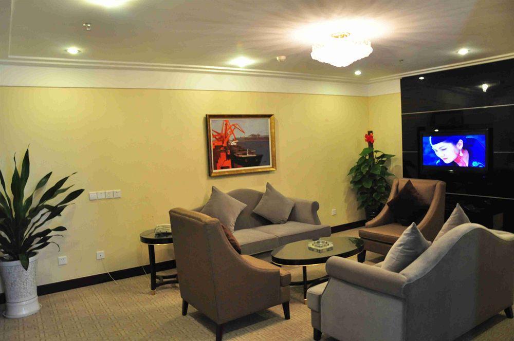New Cozy Harbour Hotel Нанинг Екстериор снимка