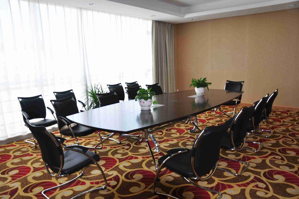 New Cozy Harbour Hotel Нанинг Екстериор снимка